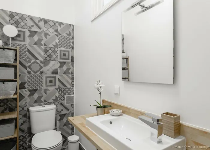 Estefania Rooftop - Center