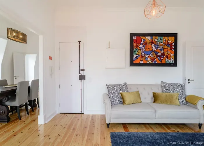 Estefania Rooftop - Center *